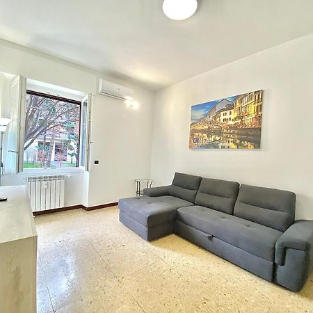 ミラノNavigli Style, Tra Metropolitana Famagosta, Comfort E Modernitaアパートメント エクステリア 写真
