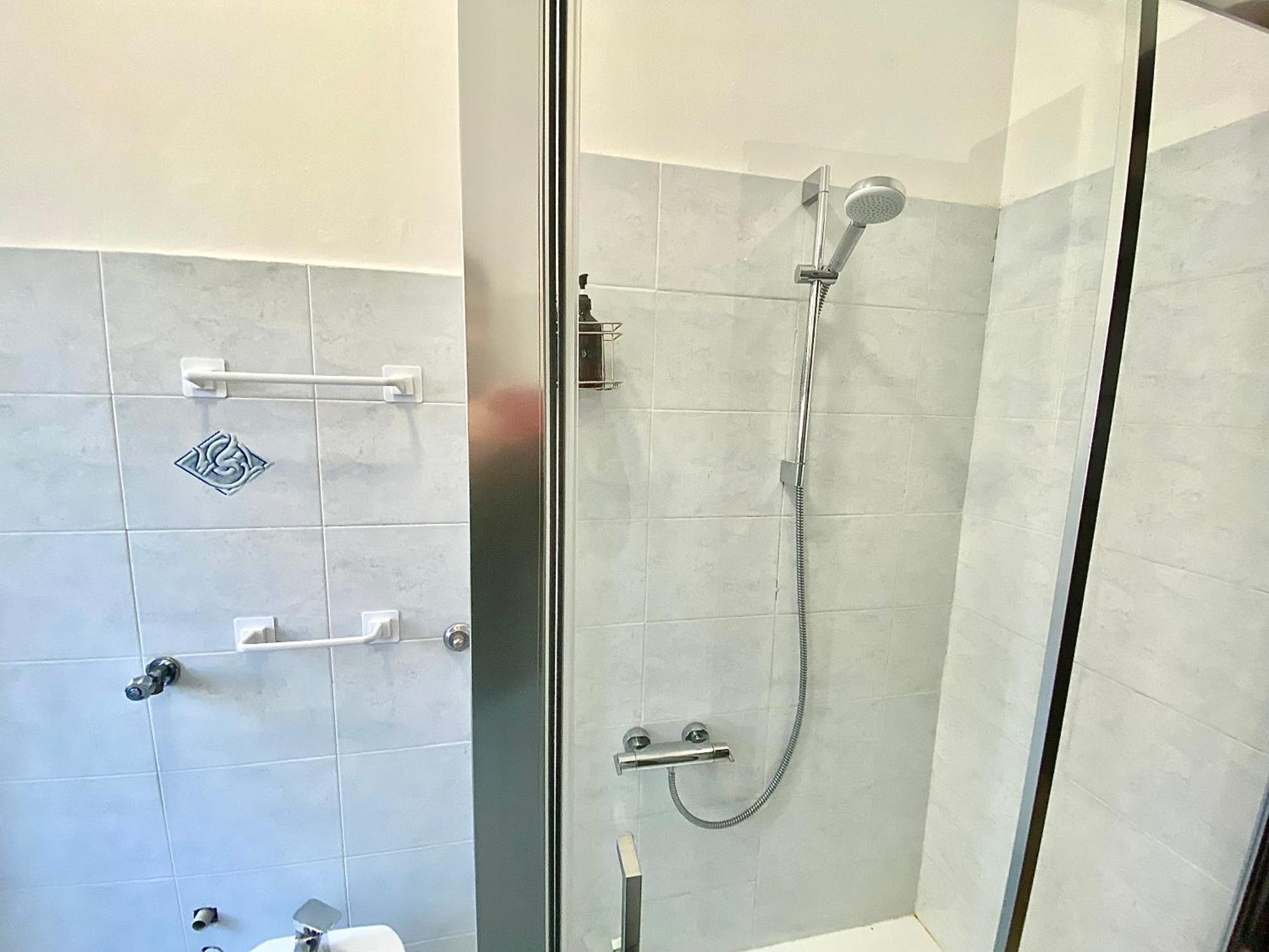 ミラノNavigli Style, Tra Metropolitana Famagosta, Comfort E Modernitaアパートメント エクステリア 写真