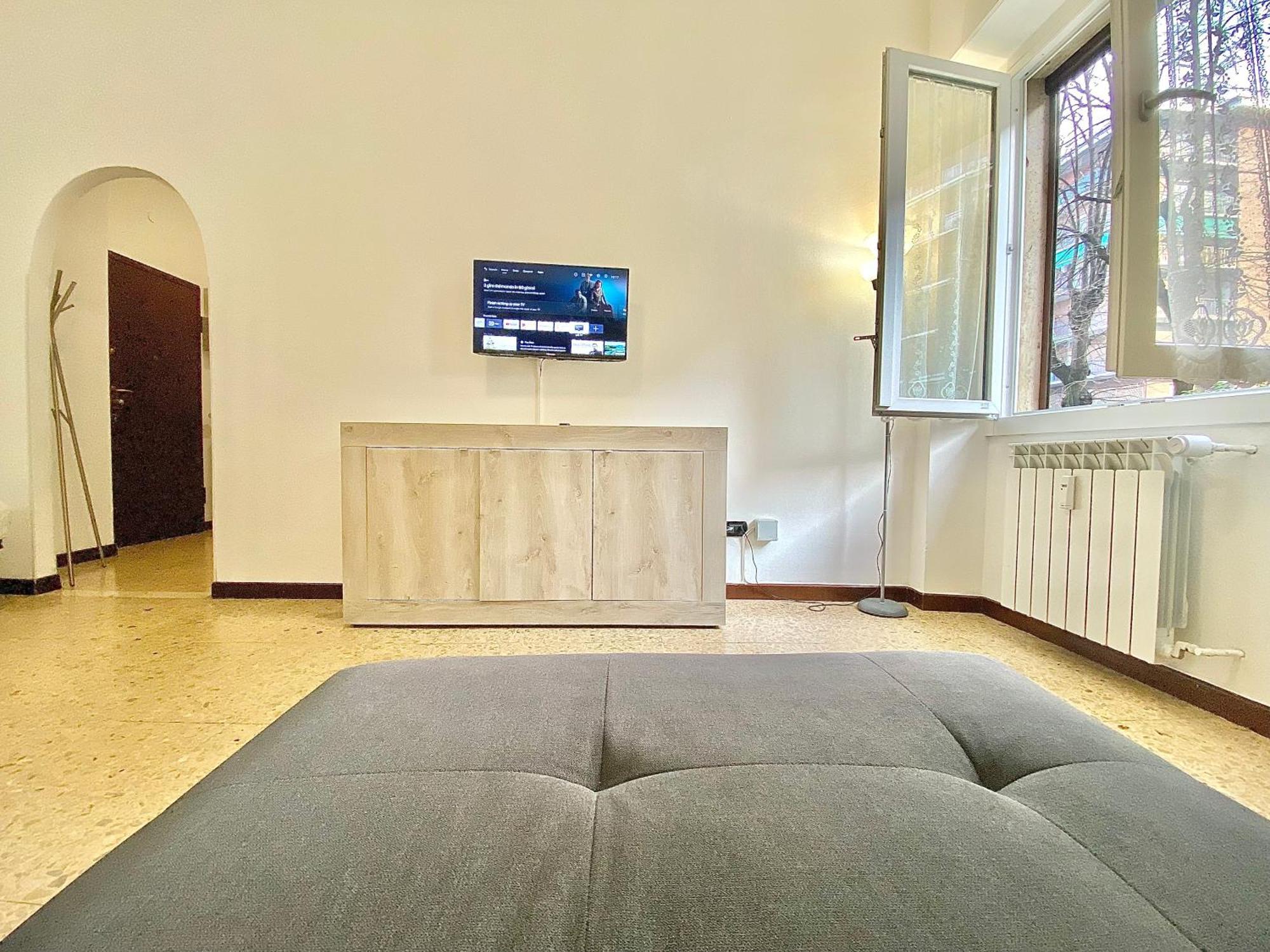 ミラノNavigli Style, Tra Metropolitana Famagosta, Comfort E Modernitaアパートメント エクステリア 写真
